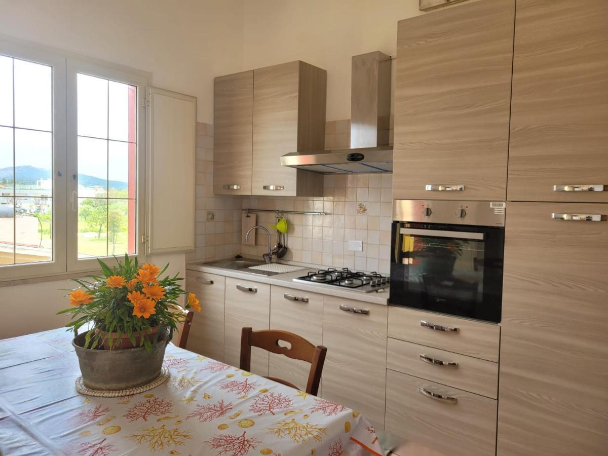 Appartamento A Pula In Zona Residenziale Ngoại thất bức ảnh